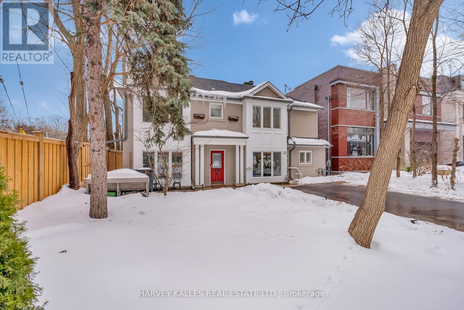 33 Glengowan Road, Toronto, Ontario  M4N 1E9 - Photo 3 - C12794354