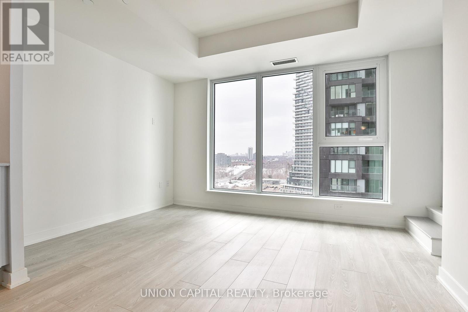 1405 - 1 Quarrington Lane, Toronto, Ontario  M3C 0S4 - Photo 10 - C12794462