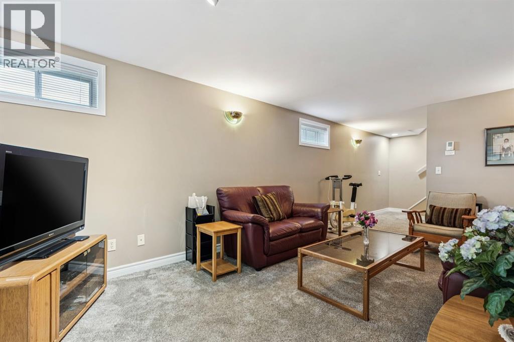 3347 Upton Place Nw, Calgary, Alberta  T2N 4G9 - Photo 35 - A2280088