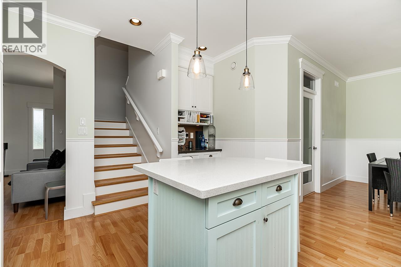 767 Edgar Avenue, Coquitlam, British Columbia  V3K 2J3 - Photo 11 - R3090288