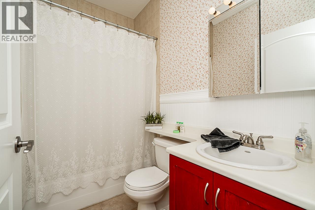 767 Edgar Avenue, Coquitlam, British Columbia  V3K 2J3 - Photo 8 - R3090288