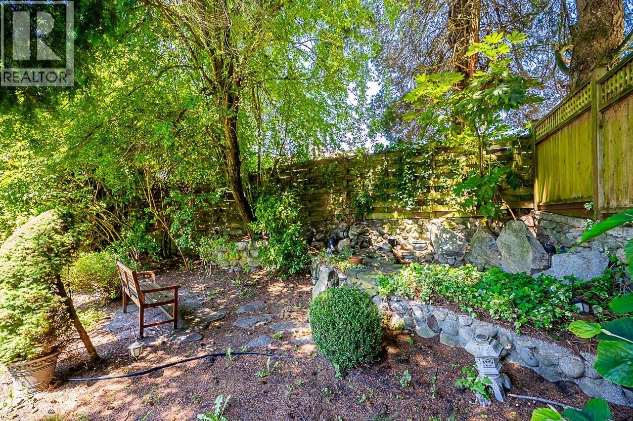 767 Edgar Avenue, Coquitlam, British Columbia  V3K 2J3 - Photo 33 - R3090288