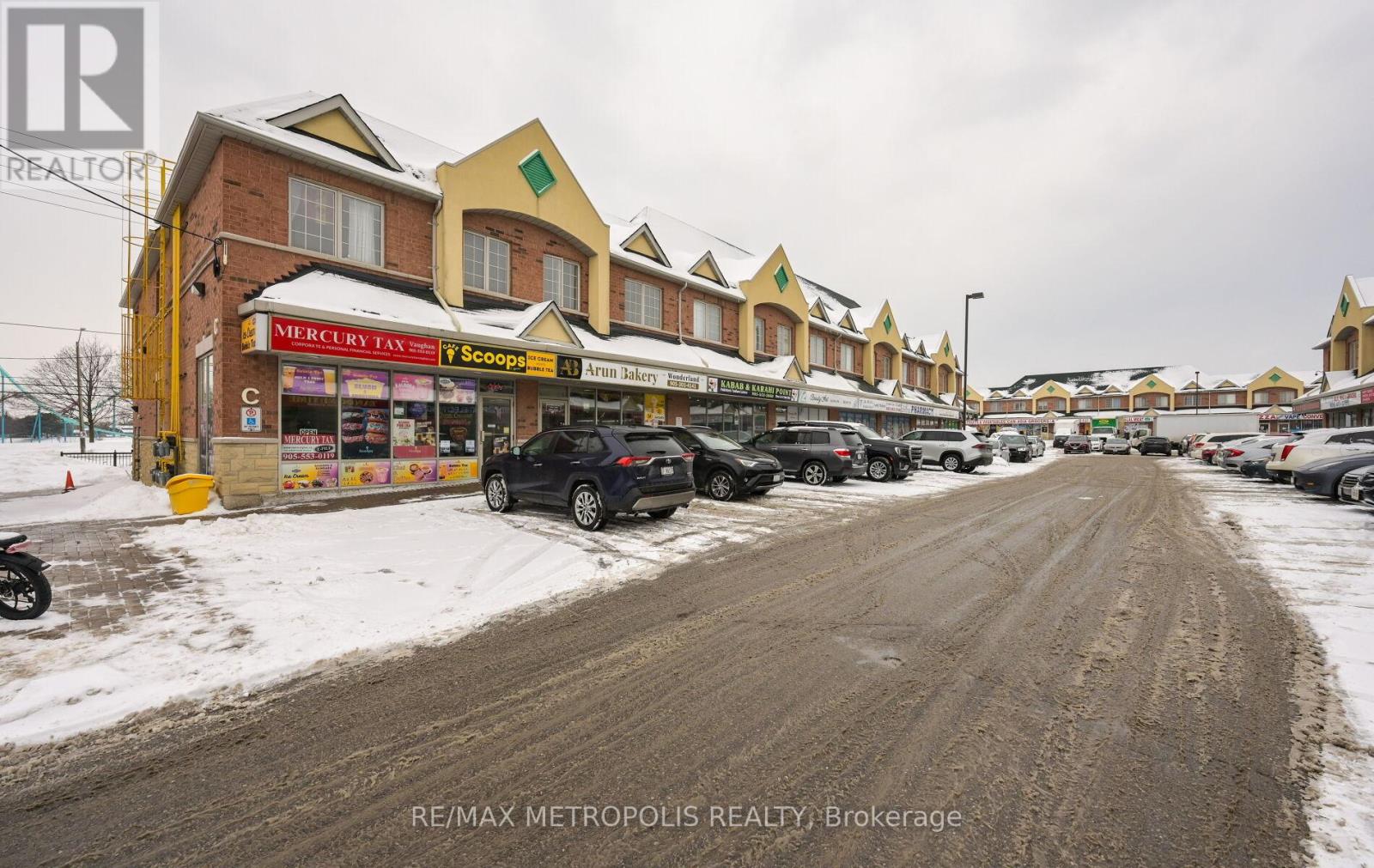 18 - 9699 Jane Street, Vaughan, Ontario  L6A 0A4 - Photo 4 - N12794416