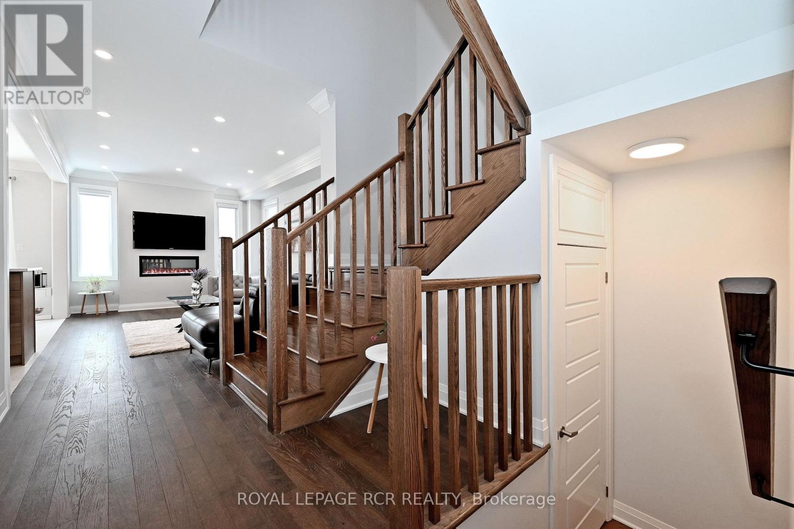 20 Betterridge Trail, Barrie, Ontario  L9J 0G5 - Photo 5 - S12794312