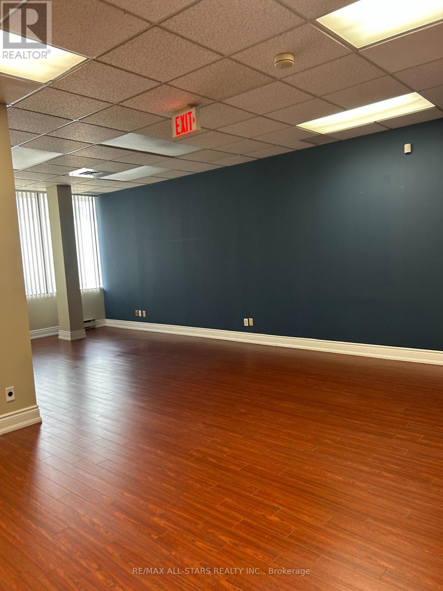 106 - 65 International Boulevard, Toronto, Ontario  M9W 6L9 - Photo 9 - W12794294