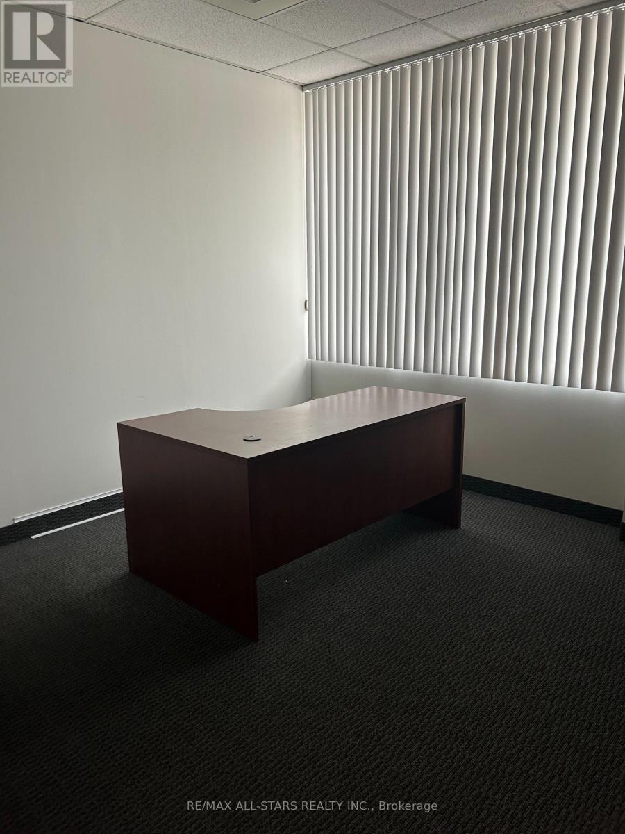 101 - 65 International Boulevard, Toronto, Ontario  M9W 6L9 - Photo 10 - W12794296