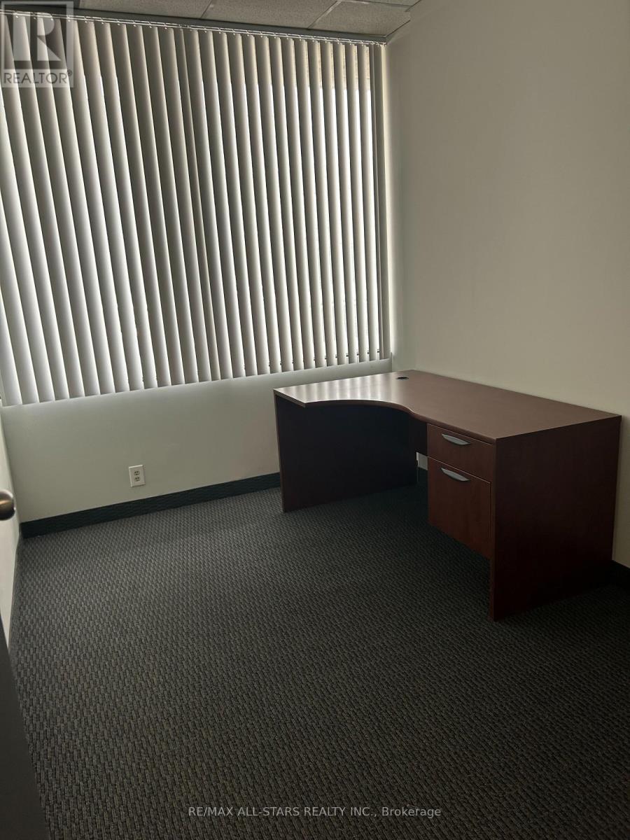 101 - 65 International Boulevard, Toronto, Ontario  M9W 6L9 - Photo 11 - W12794296