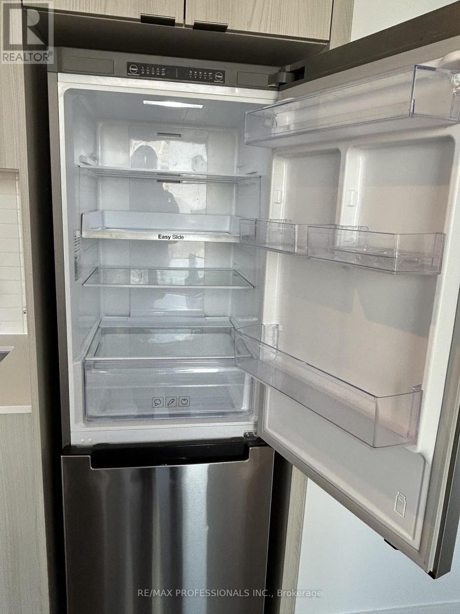 1816 - 1928 Lake Shore Boulevard W, Toronto, Ontario  M6S 1A1 - Photo 8 - W12794352