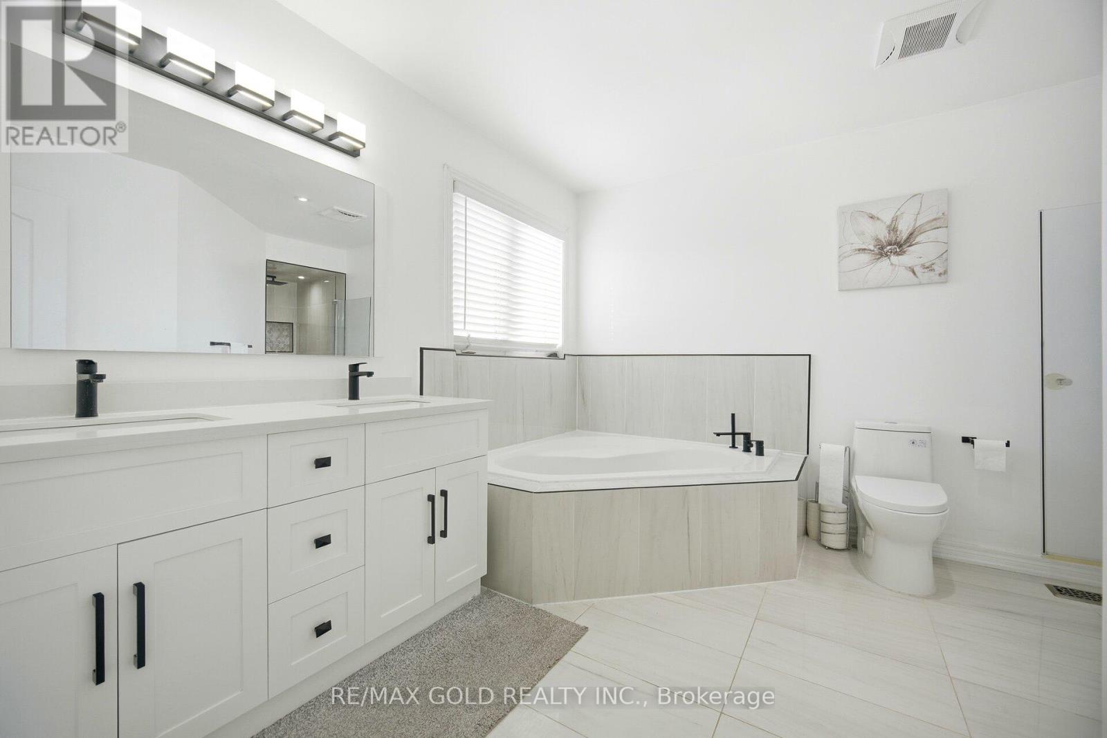 50 Long Meadow Road, Brampton, Ontario  L6P 1Z8 - Photo 28 - W12794356