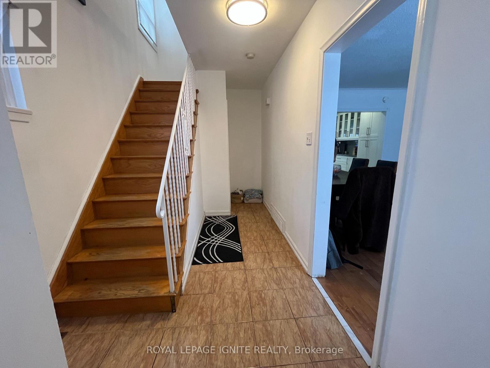 55 Dalrymple Drive, Toronto, Ontario  M6N 4S2 - Photo 3 - W12794358