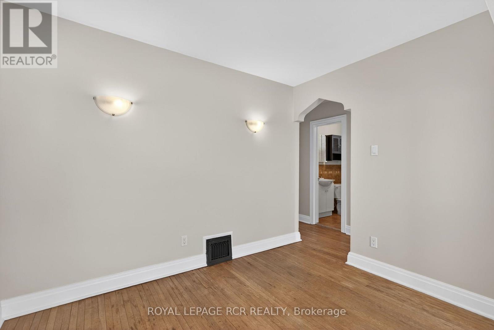 64 Schell Avenue, Toronto, Ontario  M6E 2S9 - Photo 13 - W12794388