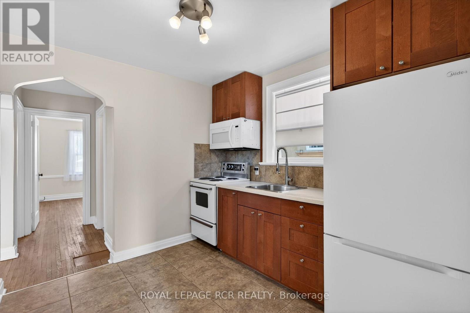 64 Schell Avenue, Toronto, Ontario  M6E 2S9 - Photo 18 - W12794388