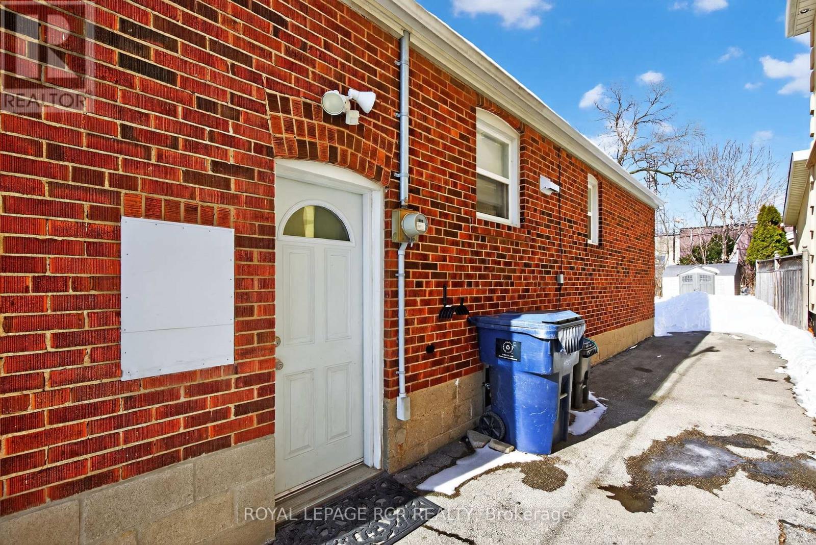 64 Schell Avenue, Toronto, Ontario  M6E 2S9 - Photo 42 - W12794388