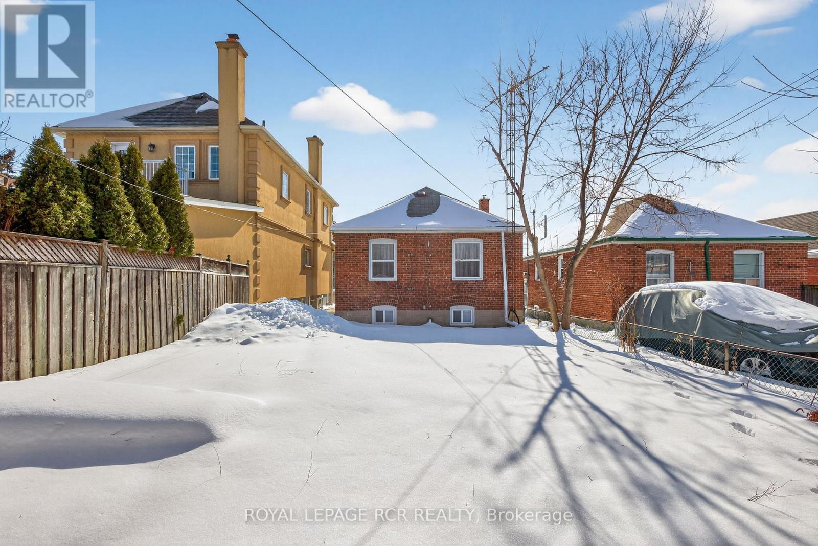 64 Schell Avenue, Toronto, Ontario  M6E 2S9 - Photo 45 - W12794388