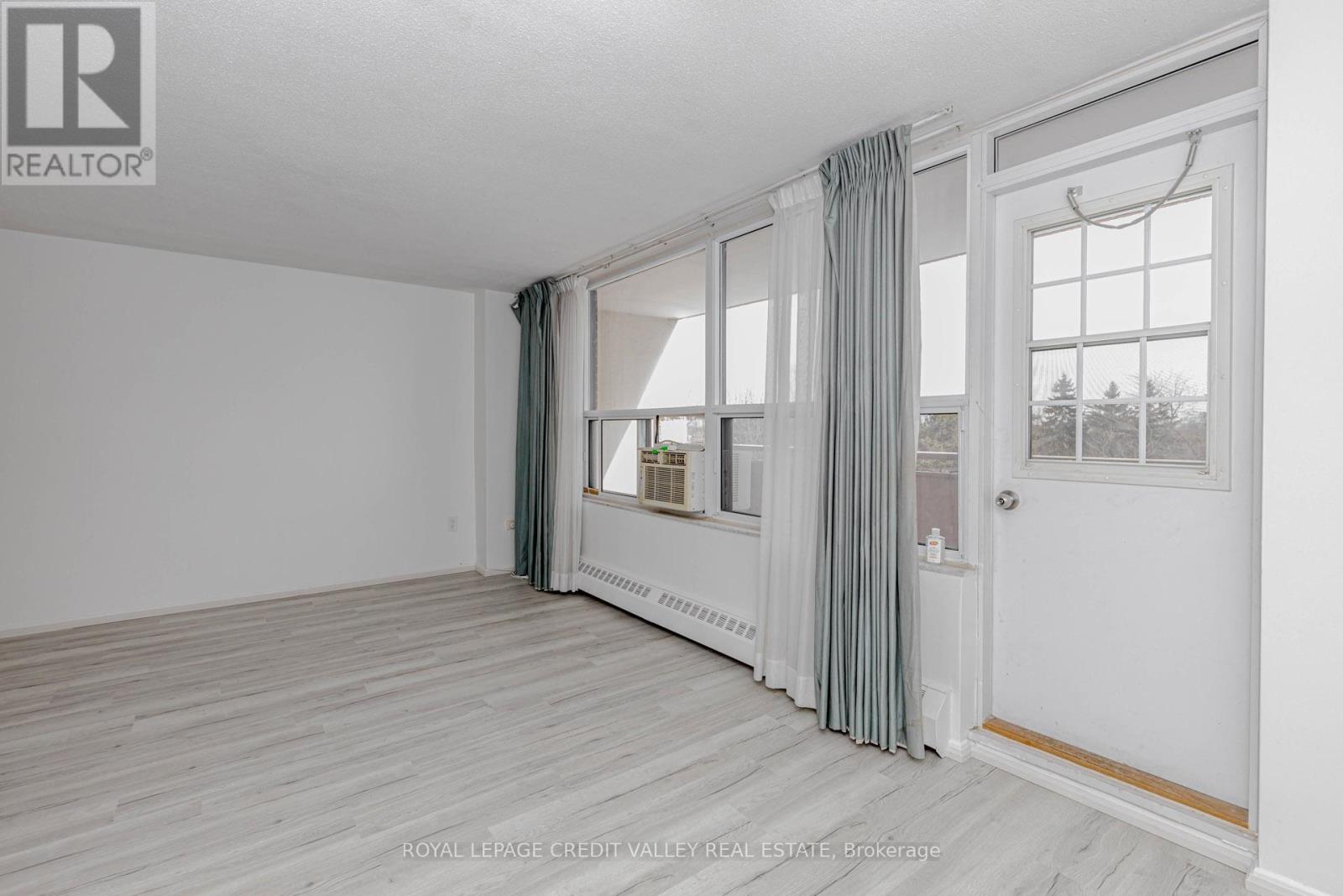 501 - 3120 Kirwin Avenue, Mississauga, Ontario  L5A 3R2 - Photo 20 - W12794480