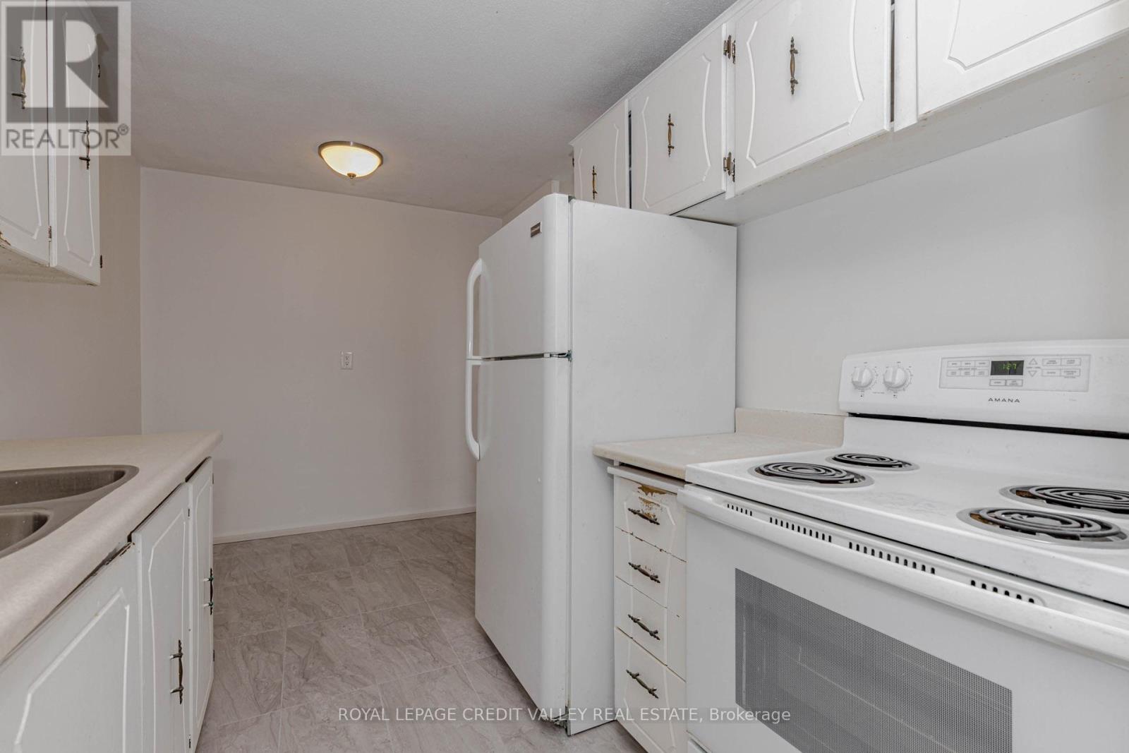 501 - 3120 Kirwin Avenue, Mississauga, Ontario  L5A 3R2 - Photo 22 - W12794480