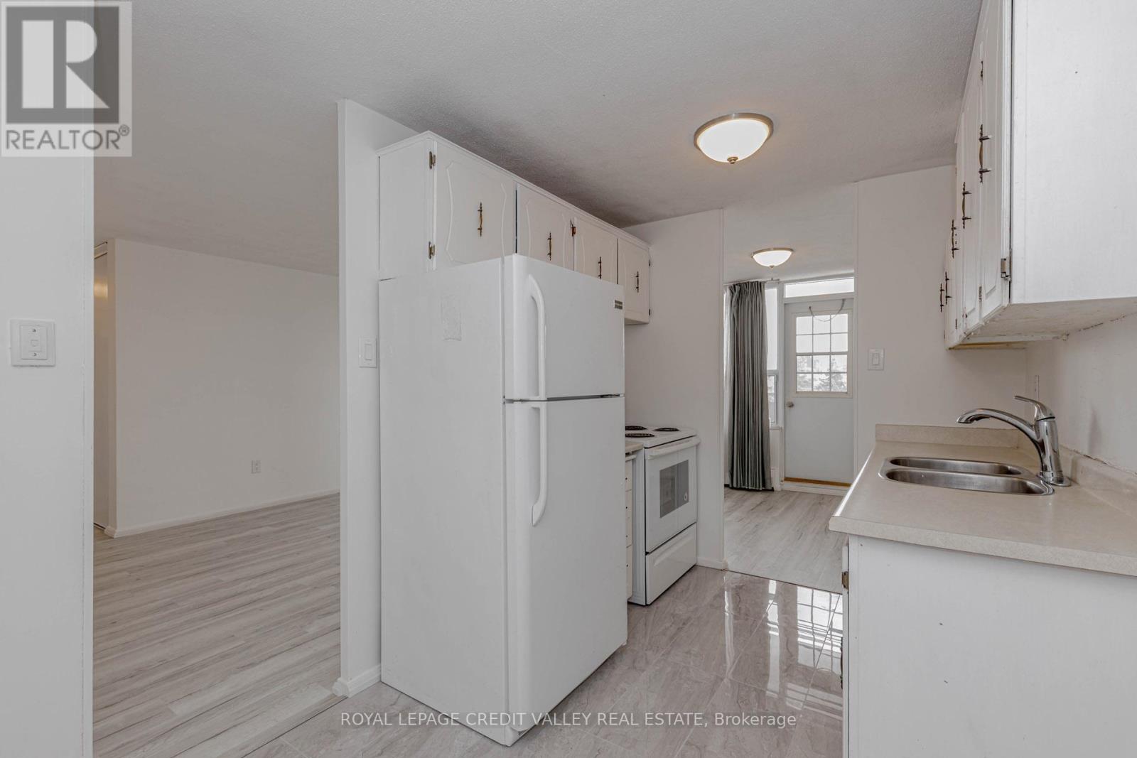 501 - 3120 Kirwin Avenue, Mississauga, Ontario  L5A 3R2 - Photo 26 - W12794480