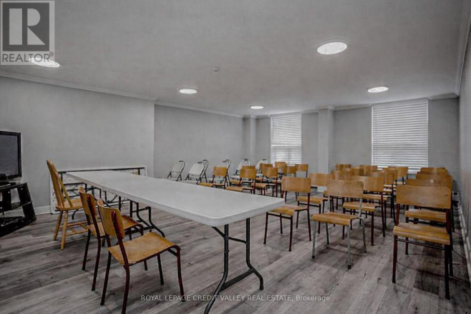 501 - 3120 Kirwin Avenue, Mississauga, Ontario  L5A 3R2 - Photo 47 - W12794480