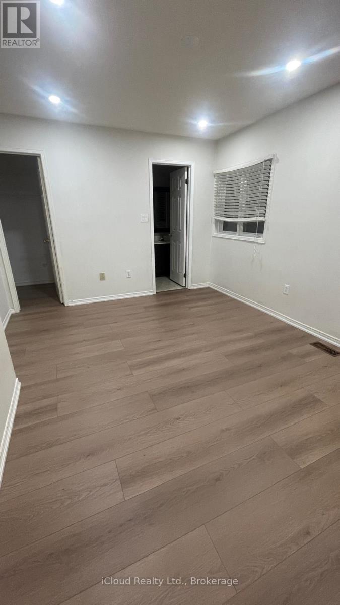 (Upper) - 33 Fenflower Court, Brampton, Ontario  L7A 1H3 - Photo 13 - W12794492