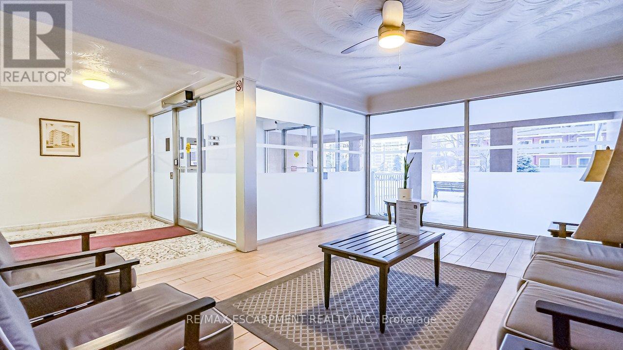 808 - 8 Woodman Drive S, Hamilton, Ontario  L8K 4C9 - Photo 5 - X12794342