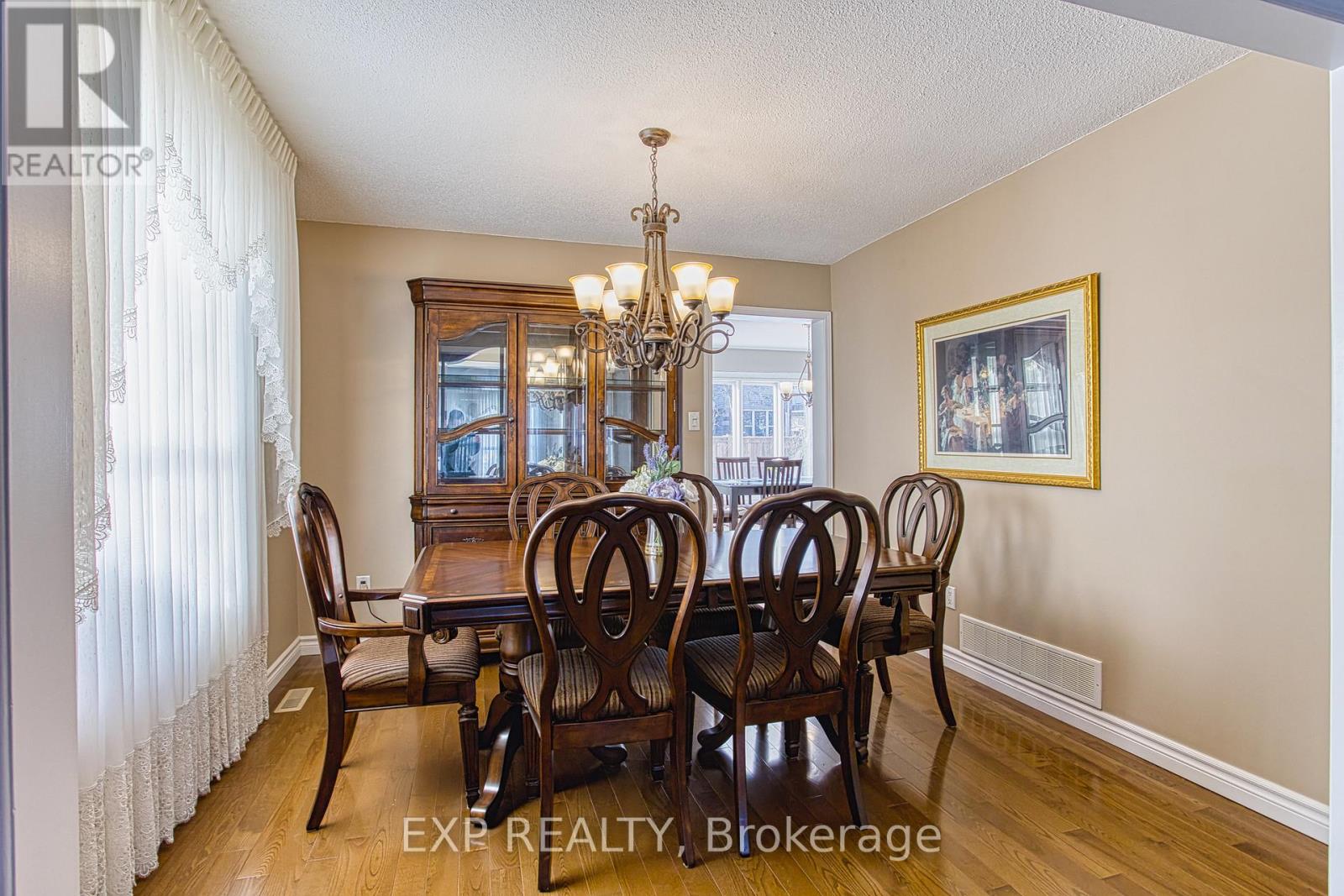 211 Rushdale Drive, Hamilton, Ontario  L8W 2Z5 - Photo 10 - X12794430