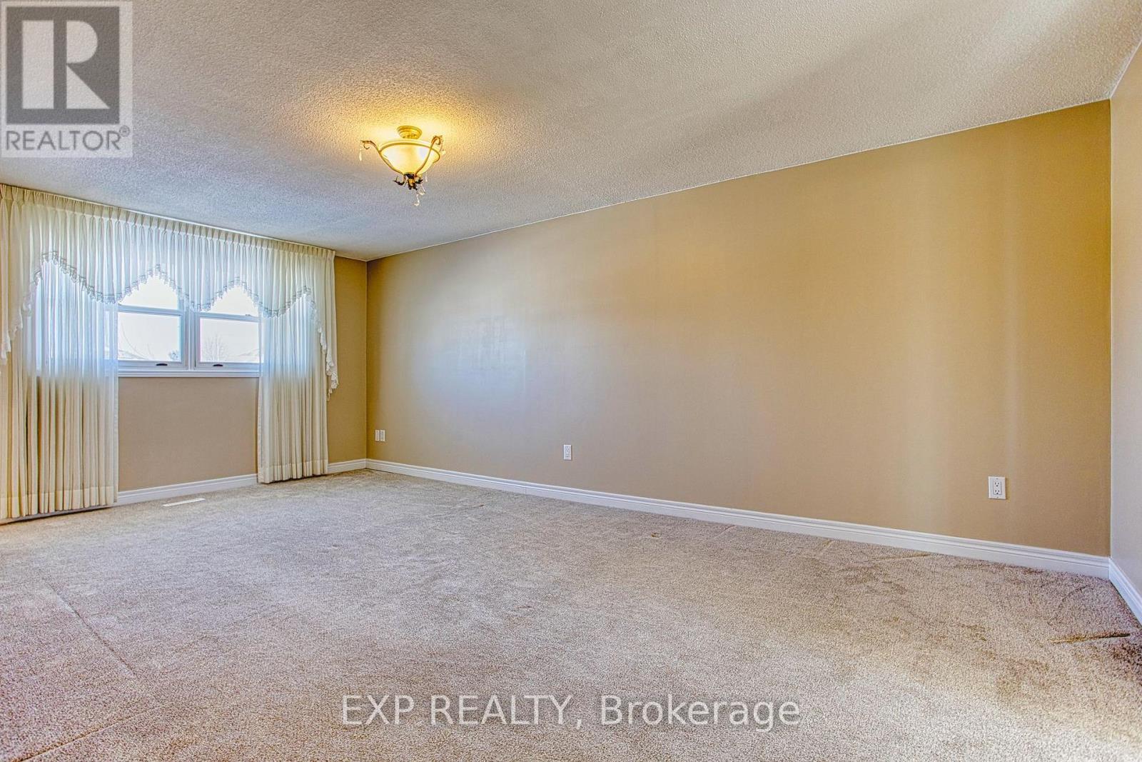 211 Rushdale Drive, Hamilton, Ontario  L8W 2Z5 - Photo 20 - X12794430