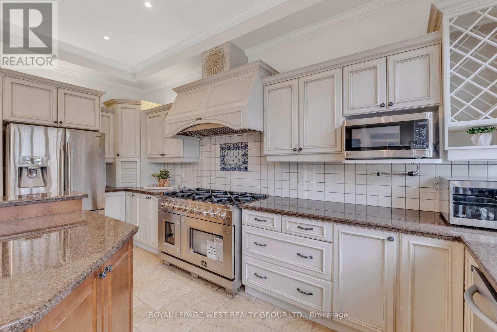 35 Playfair Court, Hamilton, Ontario  L9K 1R6 - Photo 15 - X12794440