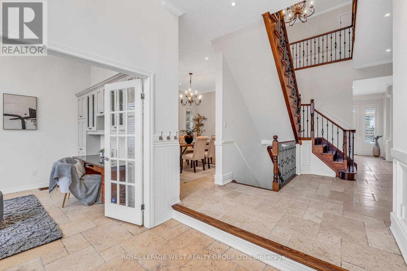 35 Playfair Court, Hamilton, Ontario  L9K 1R6 - Photo 3 - X12794440