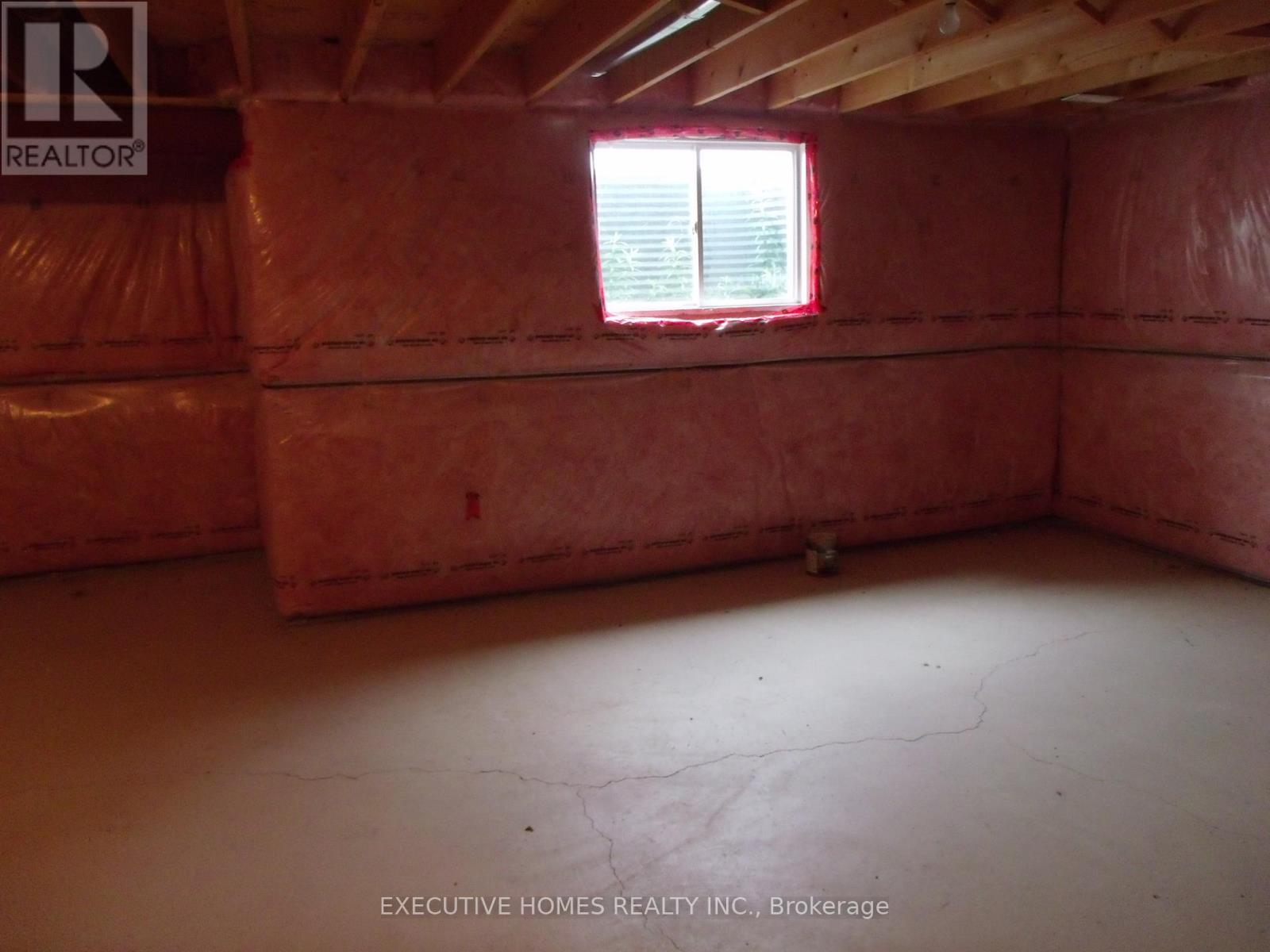 1372 Caen Avenue, Woodstock, Ontario  N4T 0J3 - Photo 12 - X12794502