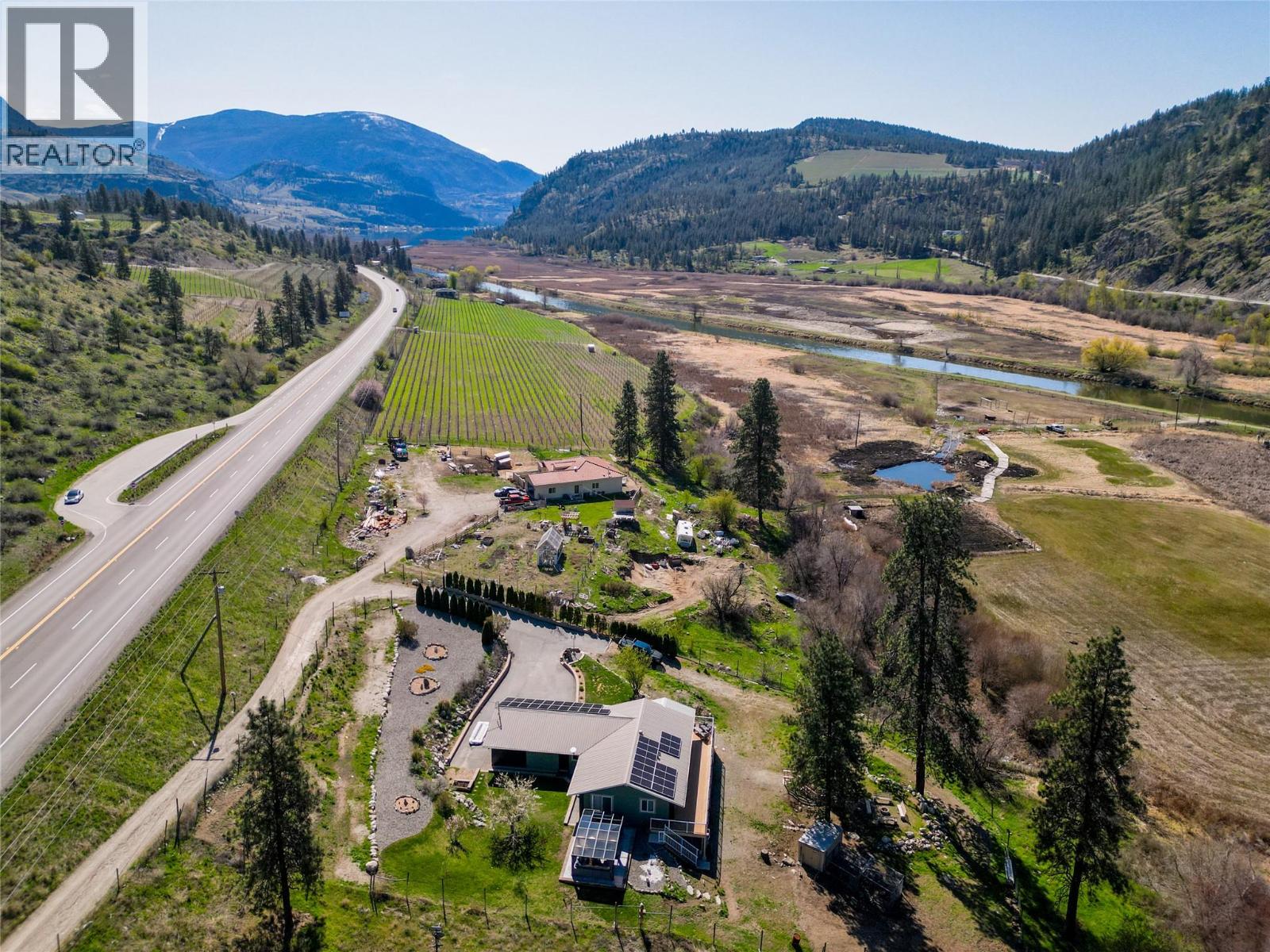 1998 Hwy 97 Highway, Okanagan Falls, British Columbia  V0H 1R0 - Photo 35 - 10372035