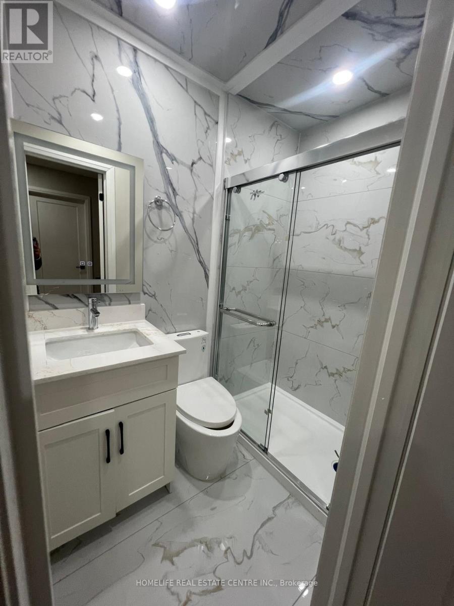 5 Bay Crest Drive, Brampton, Ontario  L6Z 1H5 - Photo 16 - W12532334