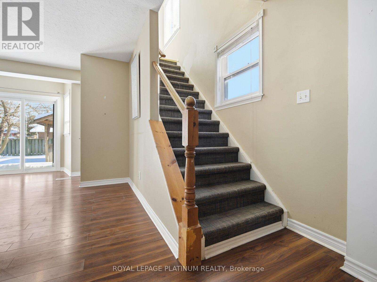 33 Campbell Drive, Brampton, Ontario  L6X 2H8 - Photo 16 - W12742516