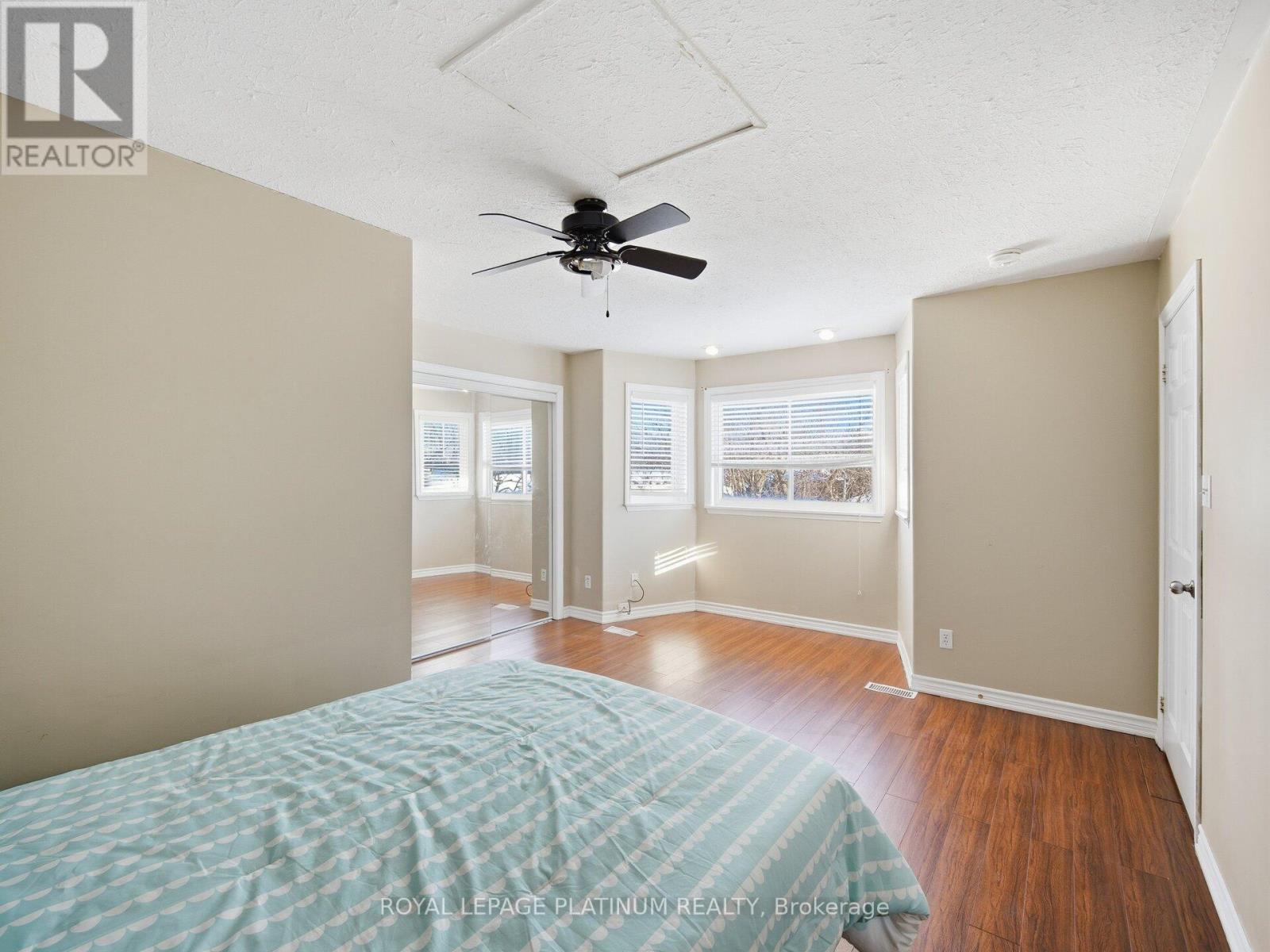 33 Campbell Drive, Brampton, Ontario  L6X 2H8 - Photo 18 - W12742516