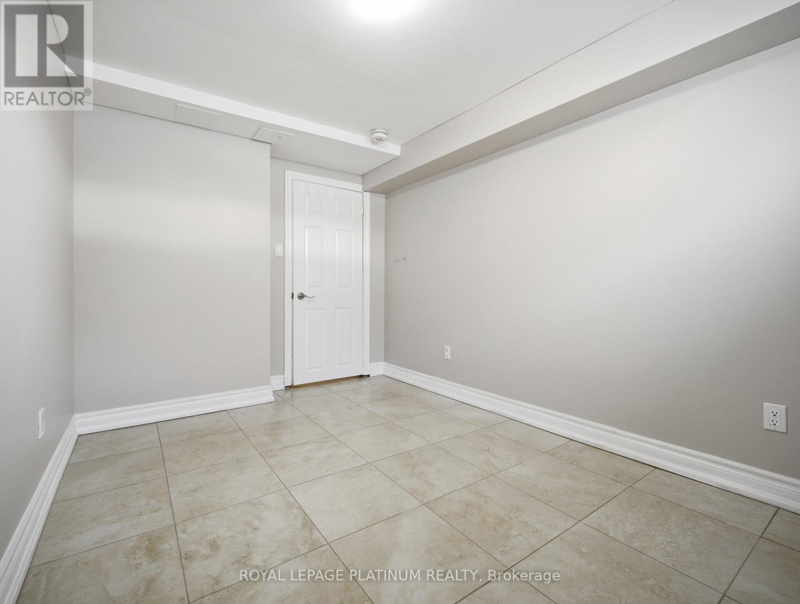 33 Campbell Drive, Brampton, Ontario  L6X 2H8 - Photo 28 - W12742516