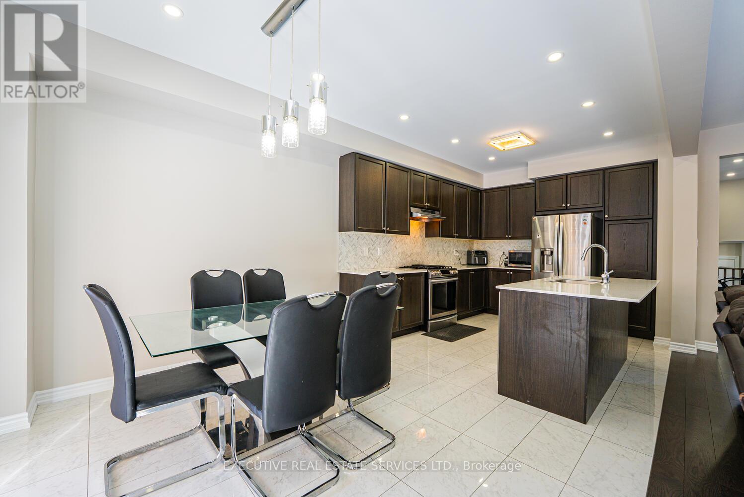 69 Dolobram Trail, Brampton, Ontario  L7A 4Y4 - Photo 13 - W12788210