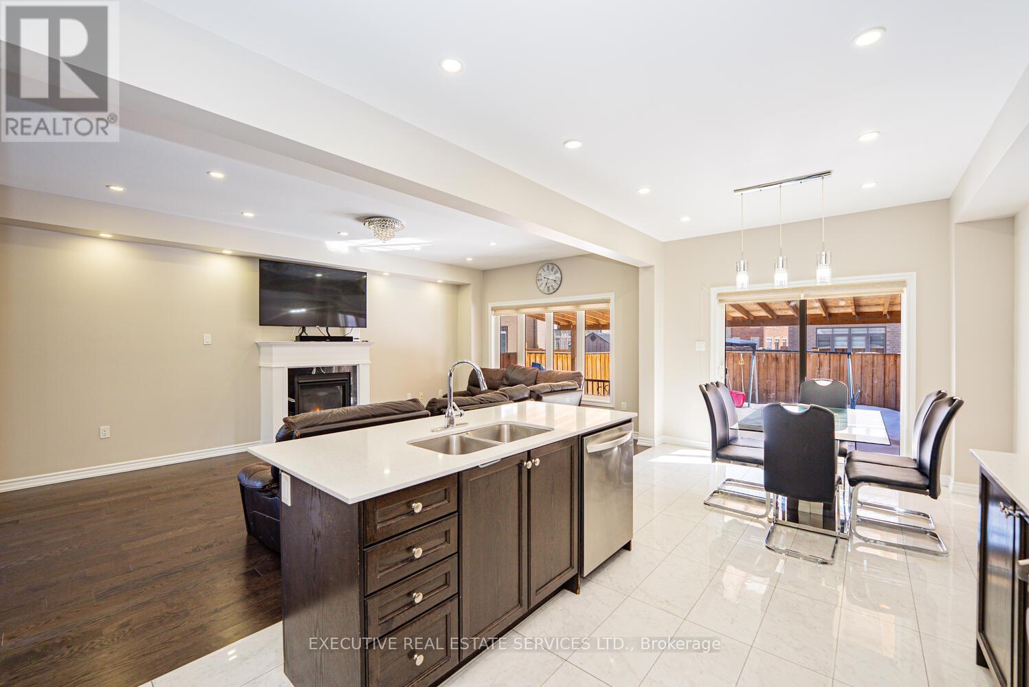 69 Dolobram Trail, Brampton, Ontario  L7A 4Y4 - Photo 10 - W12788210