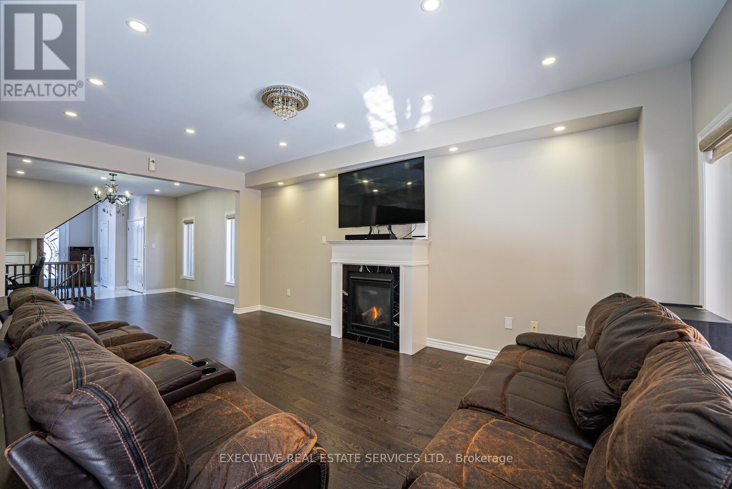 69 Dolobram Trail, Brampton, Ontario  L7A 4Y4 - Photo 12 - W12788210