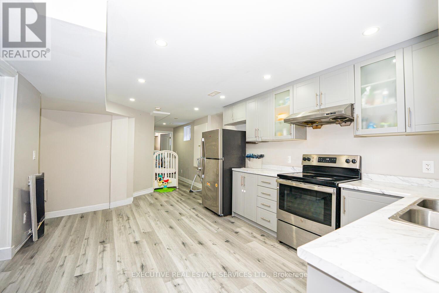 69 Dolobram Trail, Brampton, Ontario  L7A 4Y4 - Photo 32 - W12788210