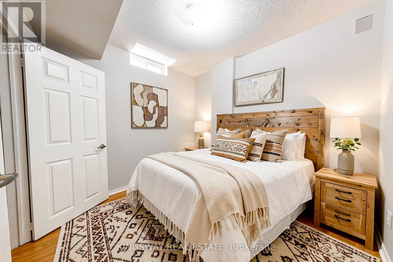 84 Abbotsbury Drive, Brampton, Ontario  L6X 0S2 - Photo 33 - W12792282