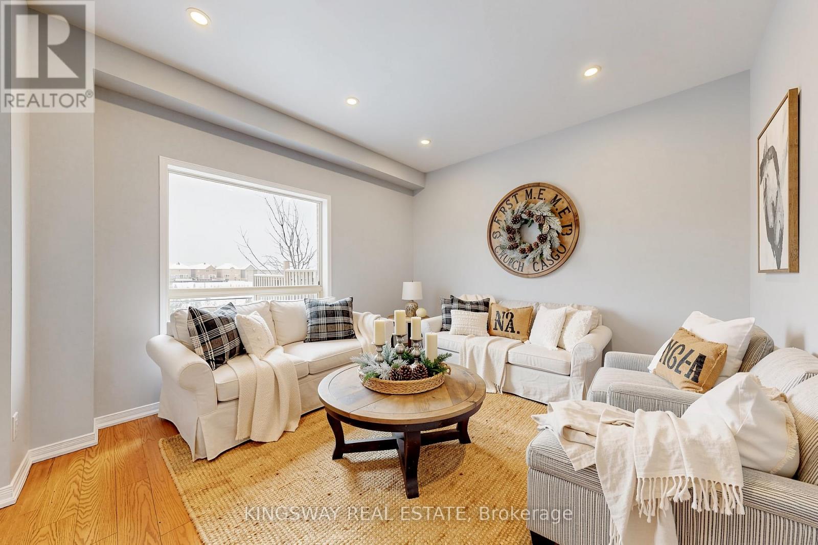 84 Abbotsbury Drive, Brampton, Ontario  L6X 0S2 - Photo 8 - W12792282