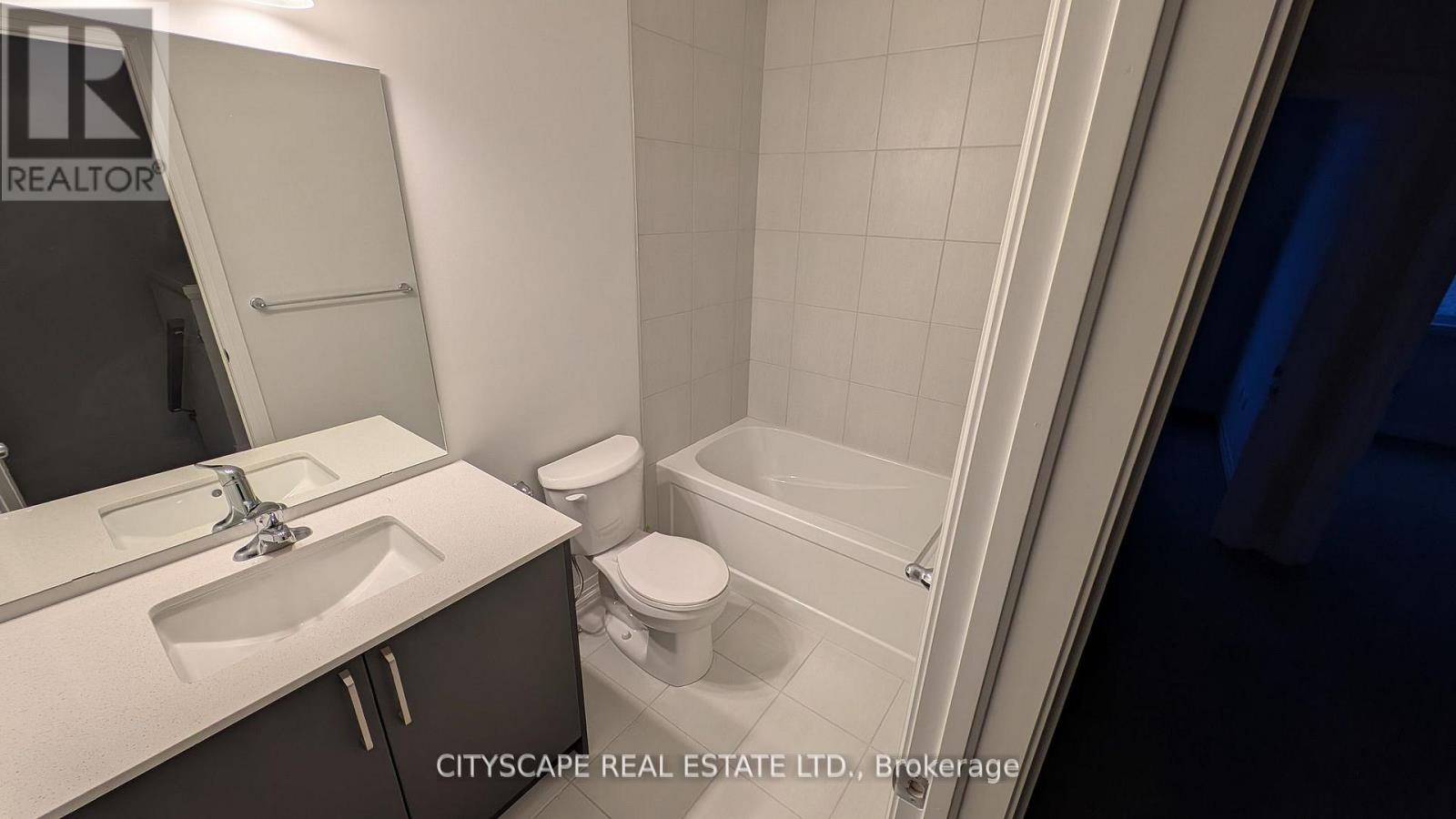 11 - 155 Equestrian Way, Cambridge, Ontario  N3E 0E8 - Photo 16 - X12794032