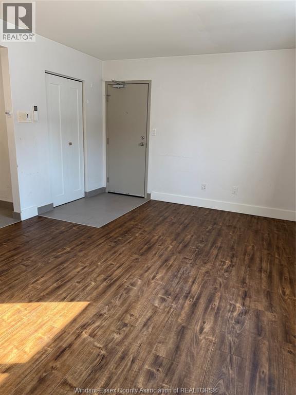 1092 Gladstone Avenue Unit# 1, Windsor, Ontario N9A 2R8 - Photo 4 - 26003380