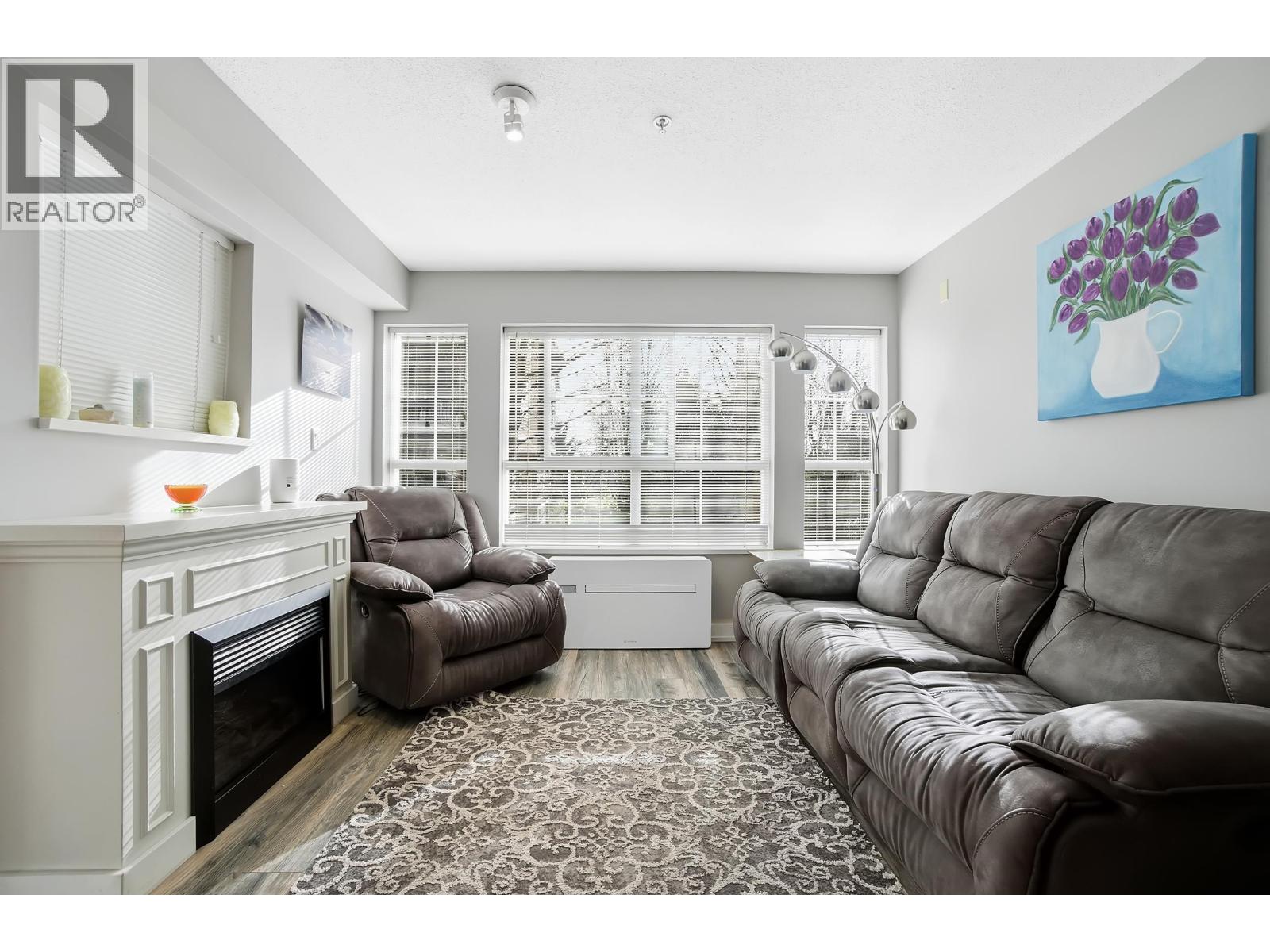 211 19677 Meadow Gardens Way, Pitt Meadows, British Columbia  V3Y 0A2 - Photo 12 - R3076393