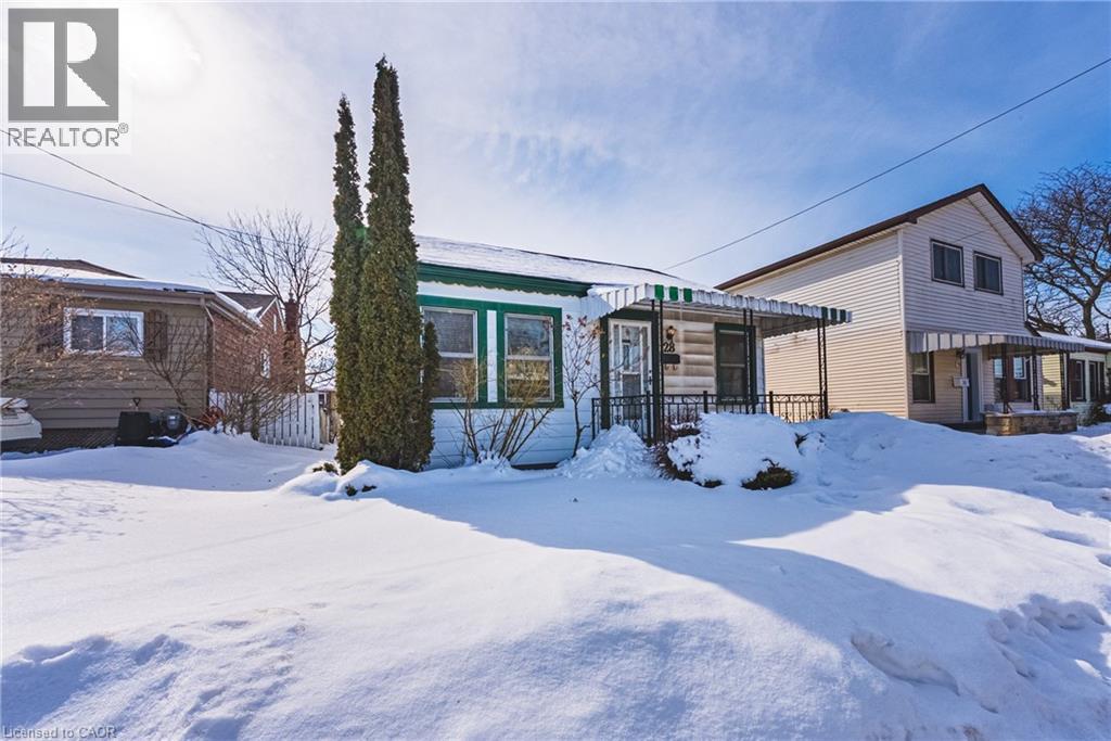 28 Munn Street, Hamilton, Ontario  L8V 1J9 - Photo 2 - 40804614