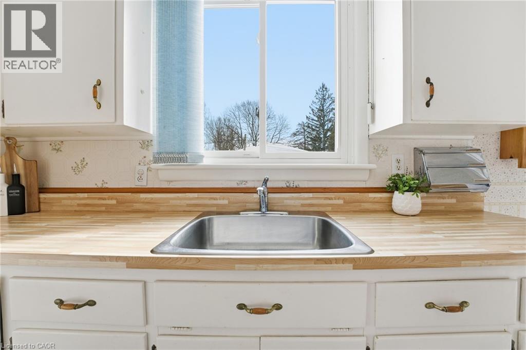 42 Gilbert Avenue, Ancaster, Ontario  L9G 1R4 - Photo 12 - 40804090