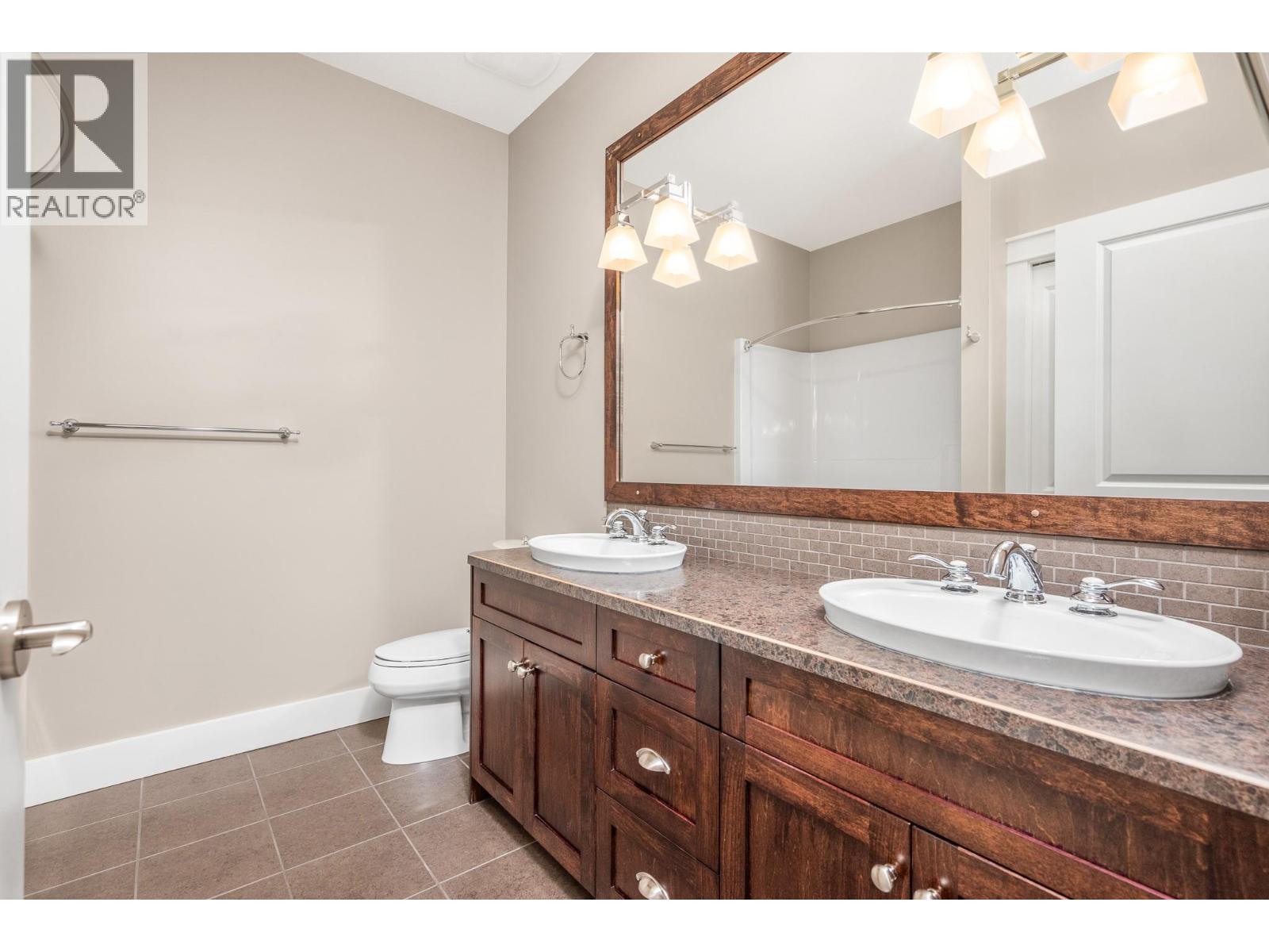 501 Longspoon Bay, Vernon, British Columbia  V1H 2K2 - Photo 24 - 10365442