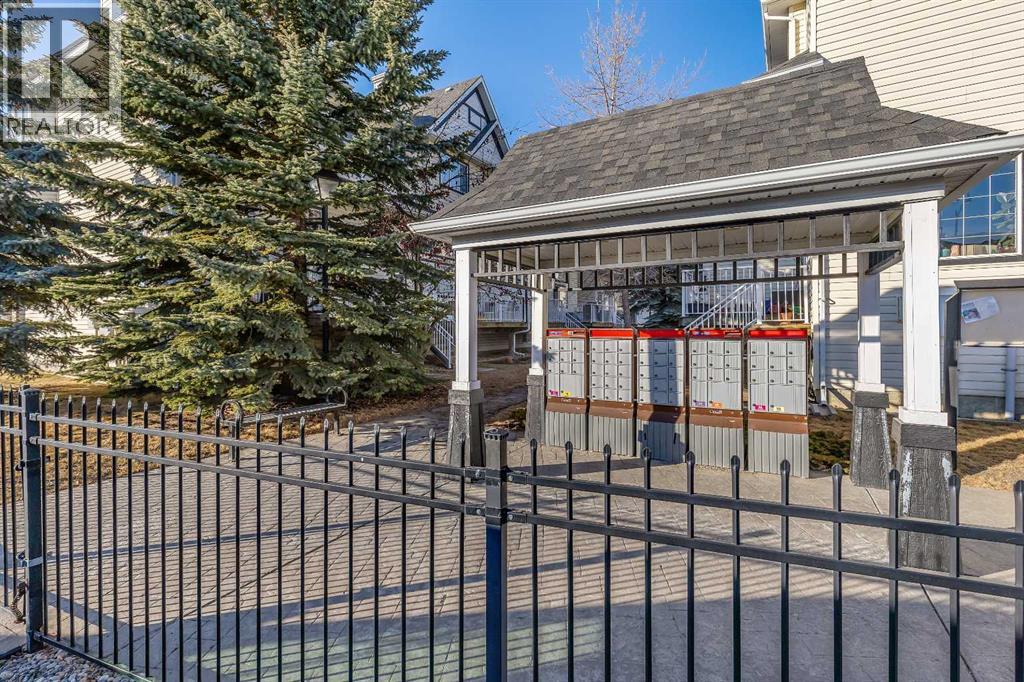 69 Cougar Ridge Mews Sw, Calgary, Alberta  T3H 5P3 - Photo 35 - A2286177