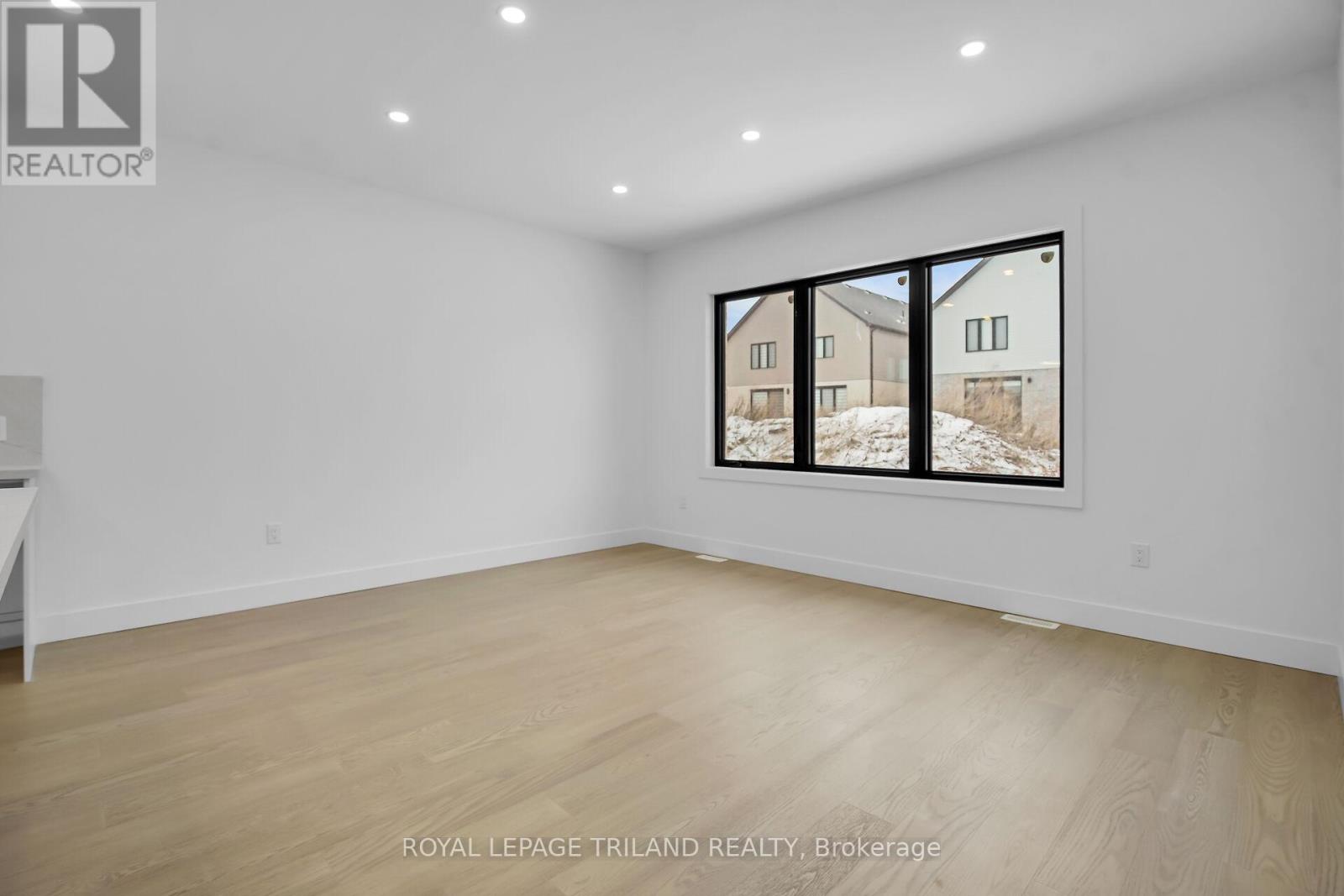 3853 Big Leaf Trail, London South, Ontario  N6P 0A3 - Photo 14 - X12794546