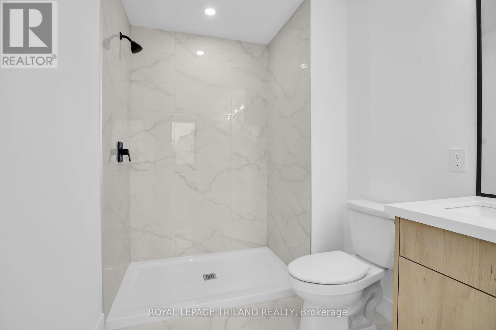 3853 Big Leaf Trail, London South, Ontario  N6P 0A3 - Photo 28 - X12794546