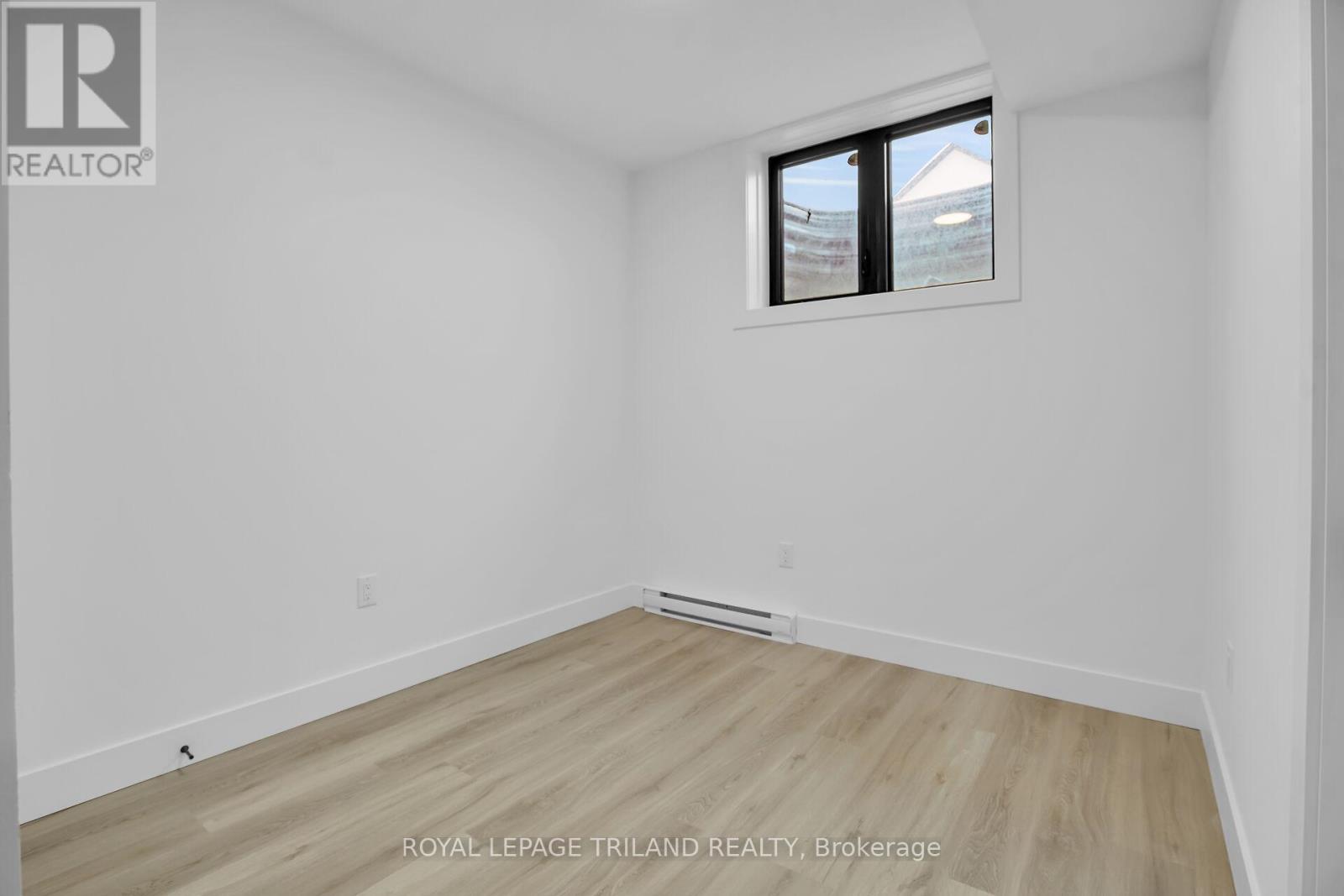 3853 Big Leaf Trail, London South, Ontario  N6P 0A3 - Photo 38 - X12794546